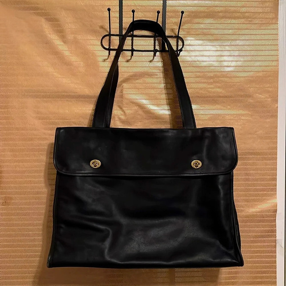 with free gift Handbags - DOUBLE FLAP~LG NICE👍TOTE~ GIFT~BLACK~GOLD HARDWARE~